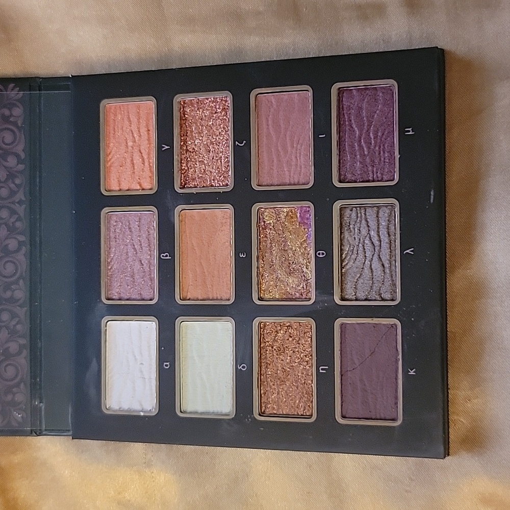 NEW DITO Cosmetics Persephone 12-Color Eyeshadow Palette